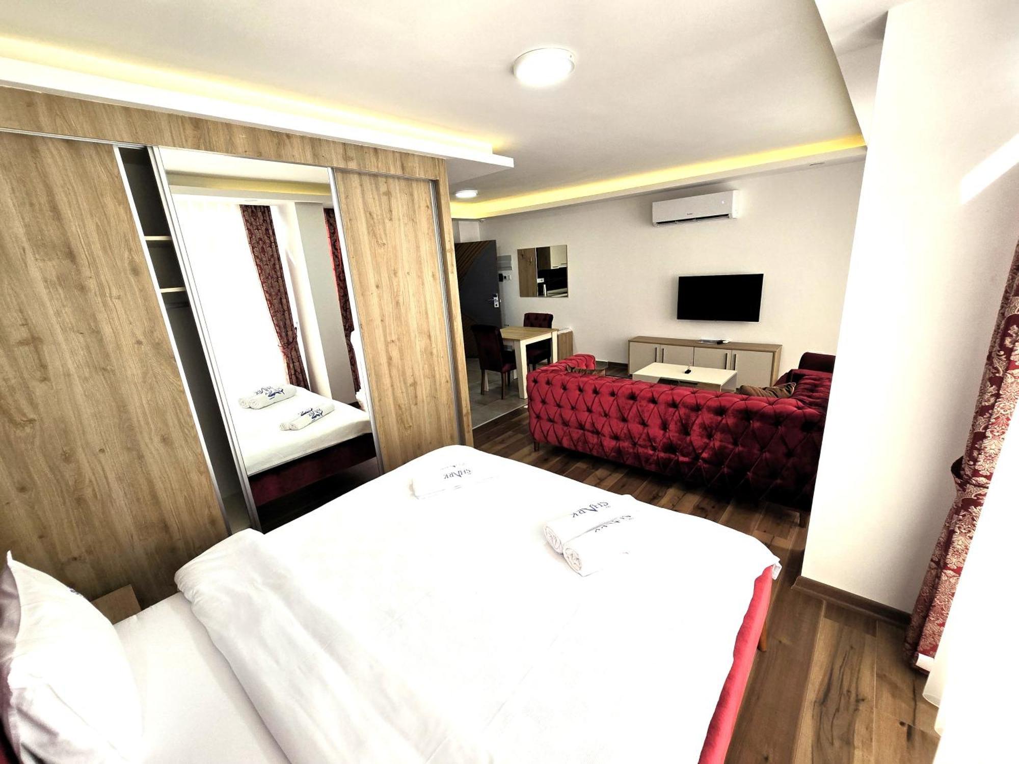 Nurel Shark Residence Kirenia Zewnętrze zdjęcie