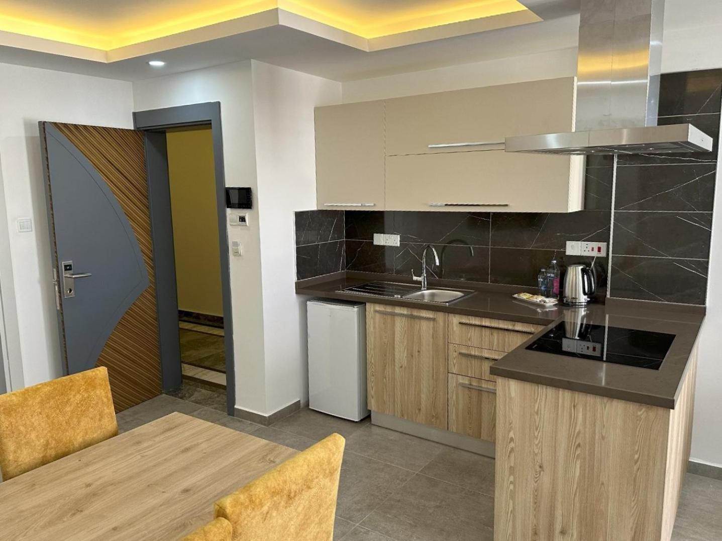 Nurel Shark Residence Kirenia Zewnętrze zdjęcie